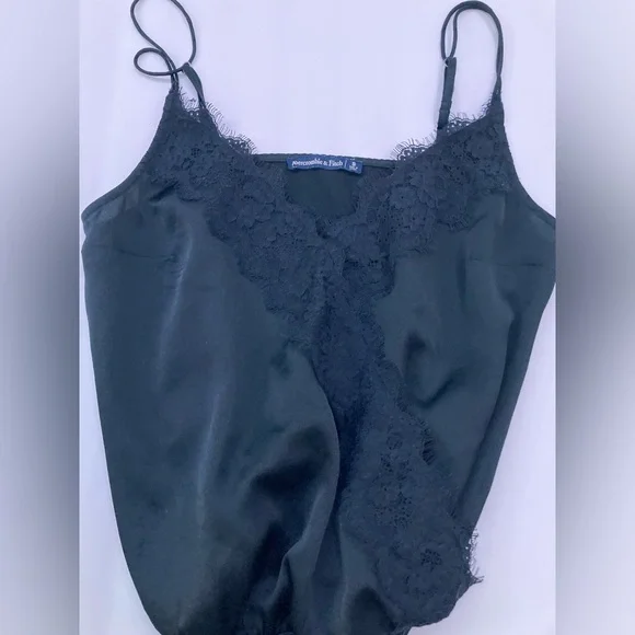 Abercrombie & Fitch Black Stain Floral Lace Sleeveless Bodysuit - Picture 6 of 10